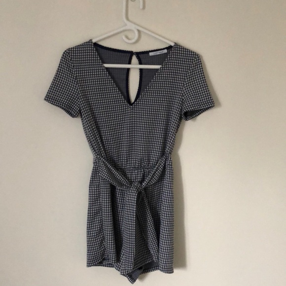 ITEM SOLD - Picture 2 of 4